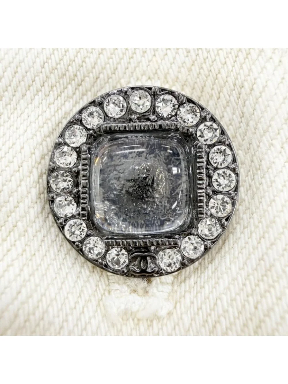 CHANEL brand size